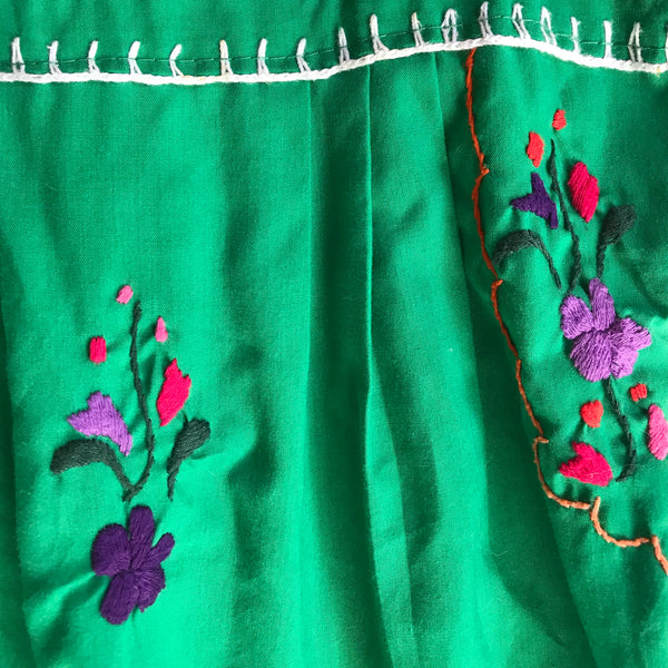 Little Green Queen Puebla Dress